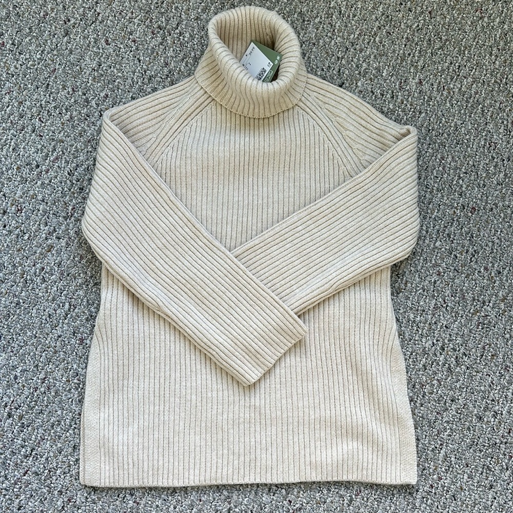 H&M oversized sweater small new
